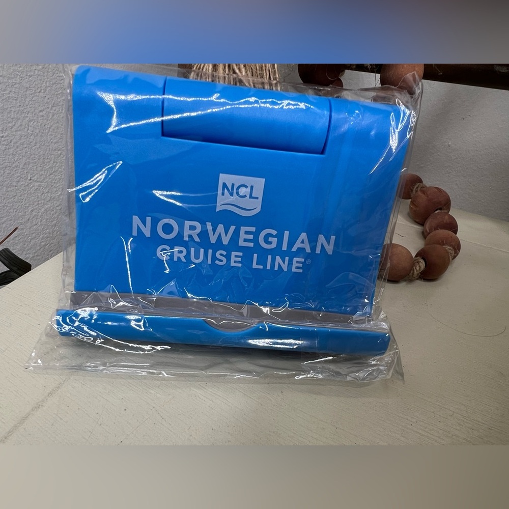 Brand New-Norwegian Cruise Line Phone Holder